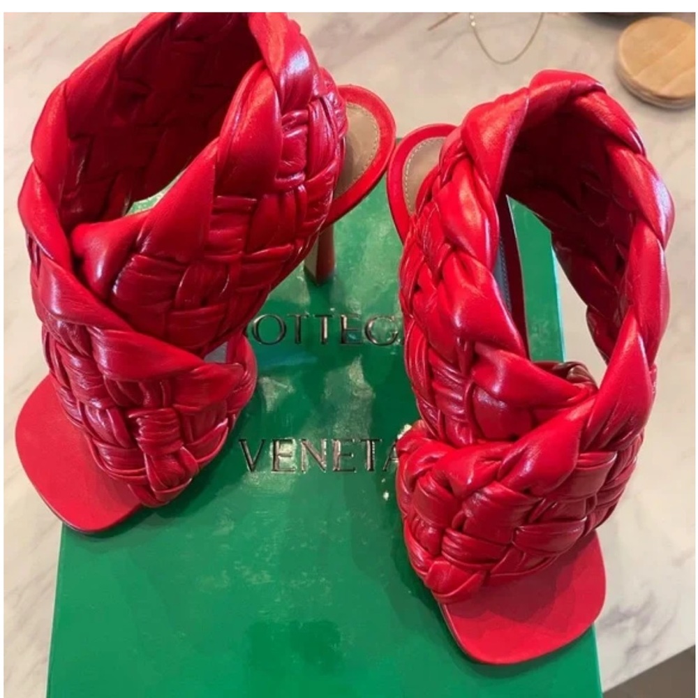 Bottega Venetta Board heel sandals